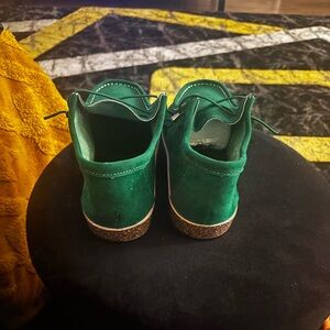 Stylish Green Suede loafers brand new very chic and comfortable